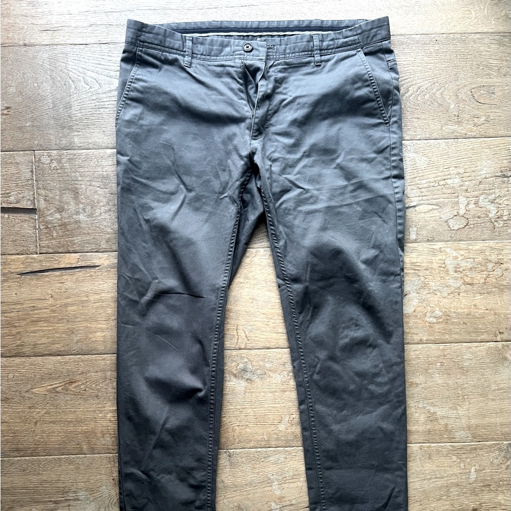 Zara men’s casual dress pants.